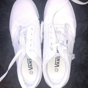 White low-top vans